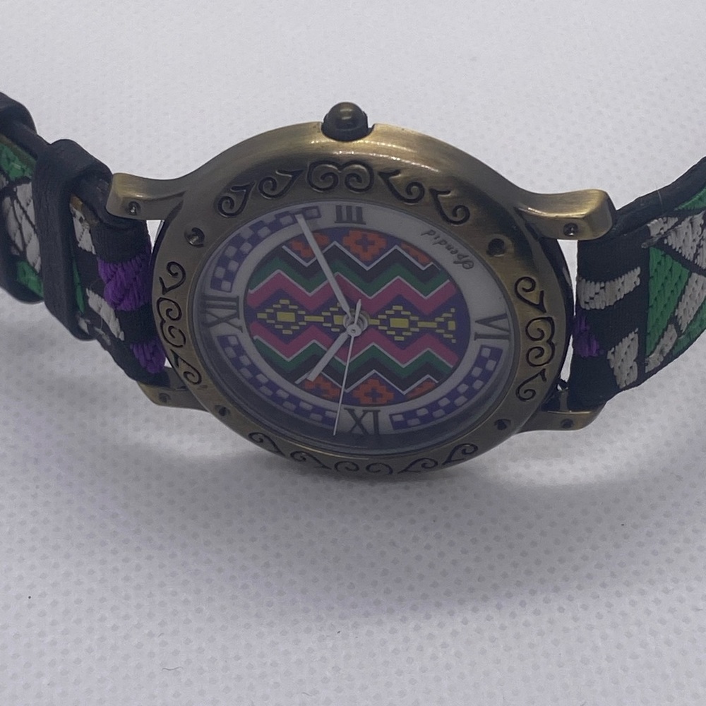 Spendid Multicolored Watch - Picture 12 of 12